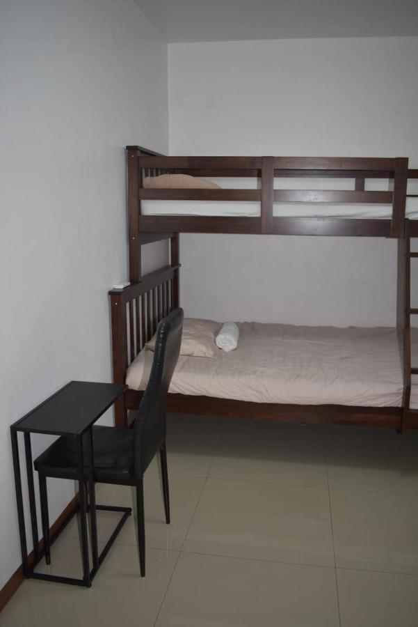 Affordable Makati APT Manila Eksteriør bilde