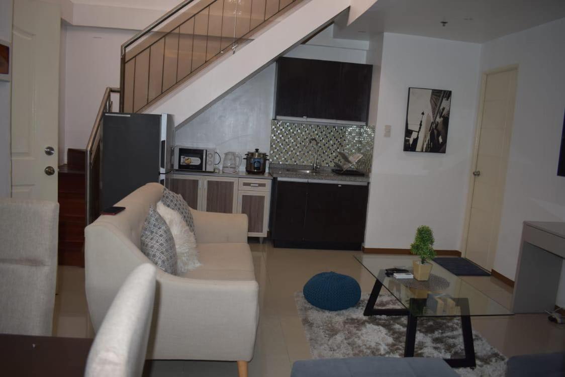 Affordable Makati APT Manila Eksteriør bilde