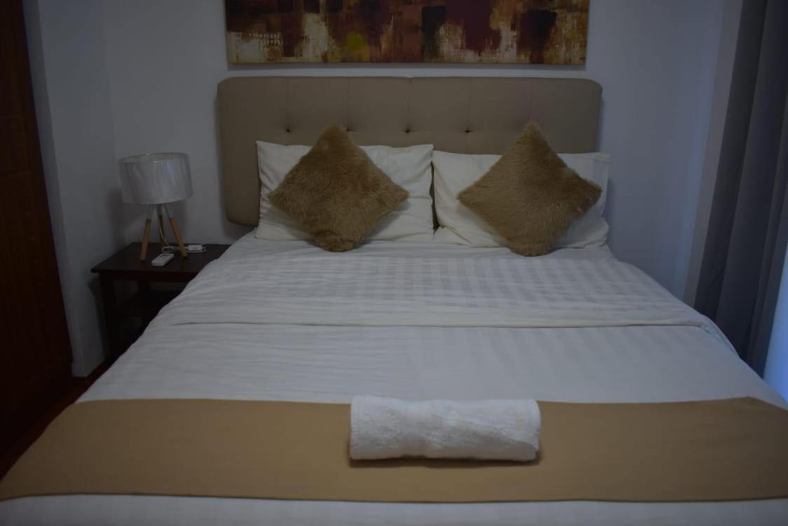 Affordable Makati APT Manila Eksteriør bilde