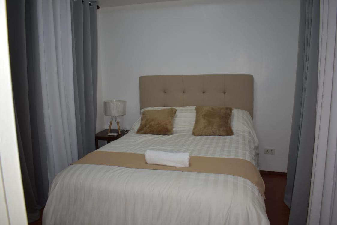 Affordable Makati APT Manila Eksteriør bilde
