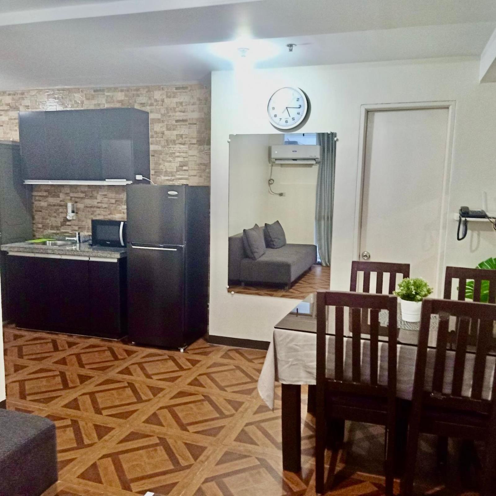 Affordable Makati APT Manila Eksteriør bilde