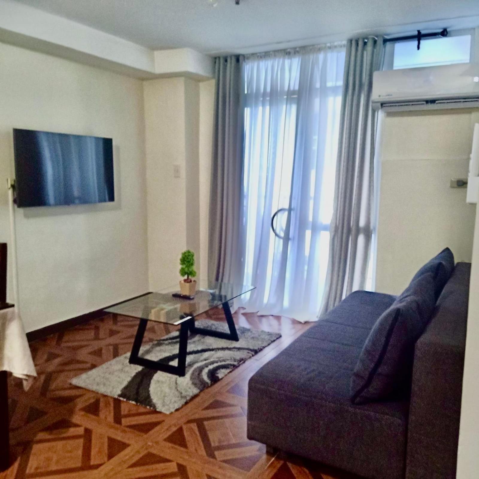 Affordable Makati APT Manila Eksteriør bilde