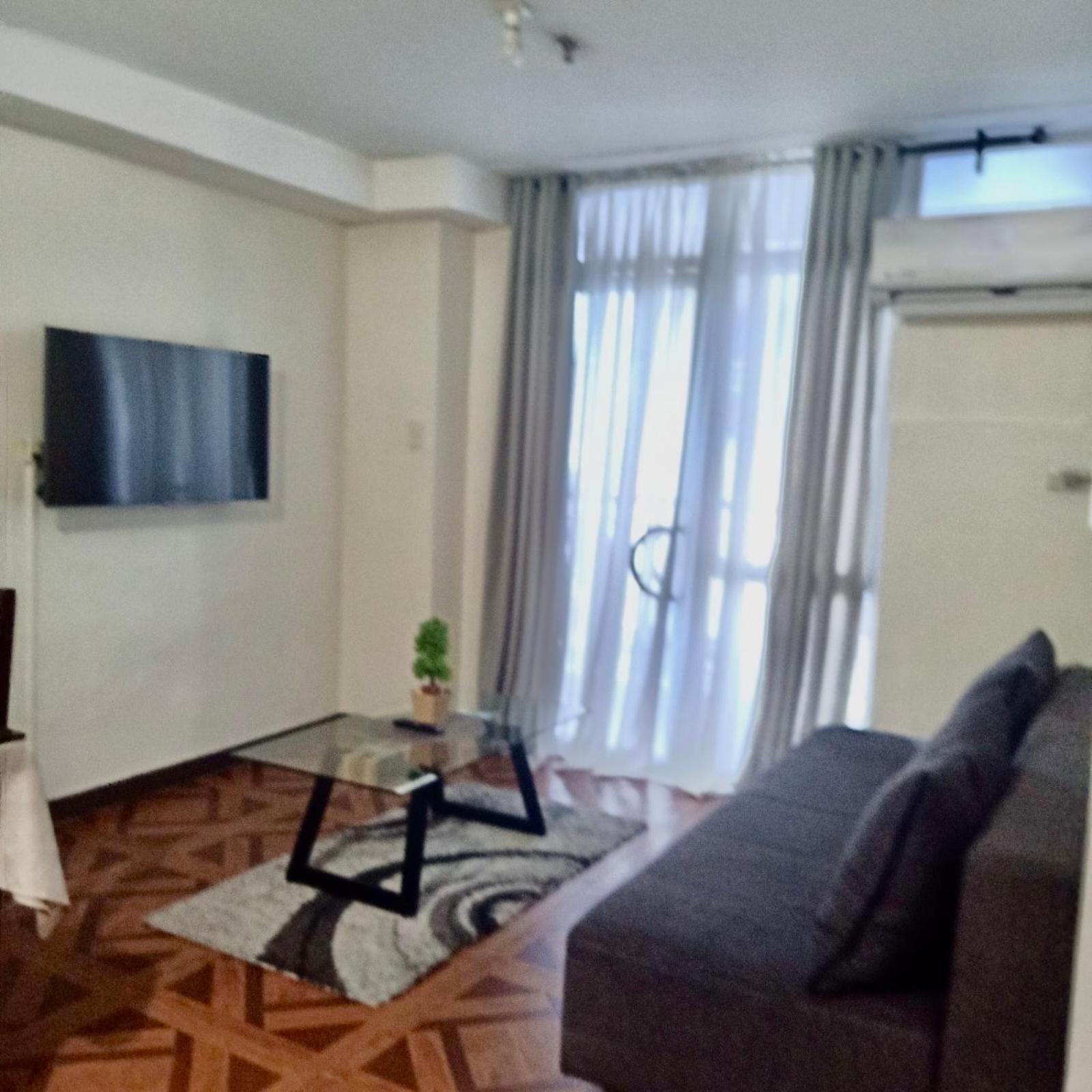 Affordable Makati APT Manila Eksteriør bilde