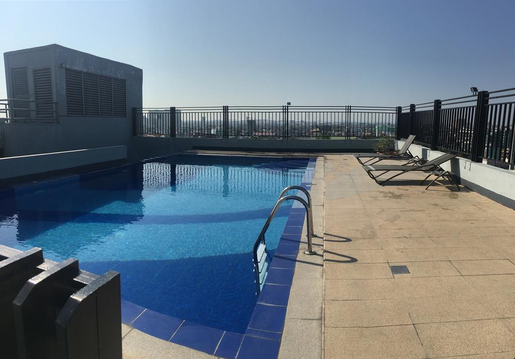 Affordable Makati APT Manila Eksteriør bilde